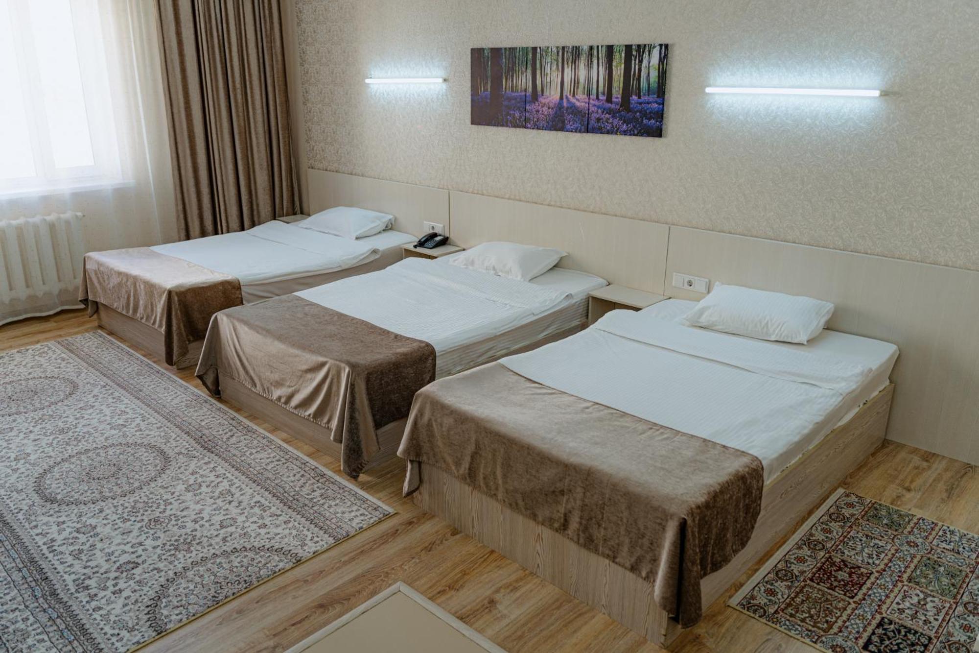 Union Plaza Hotel Nur-Sultan  Exterior photo